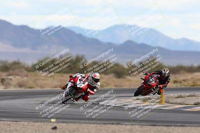 media/Nov-16-2025-Race Pace (Sun) [[8c5fa54630]]/Non Verified Riders (1st 20 Minutes)/5-Turn 15 (110pm)/